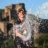Kooij dankt Visma-ploeggenoten na zege in slotrit Giro: 'Speciale dag voor team'