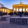Fragen und Antworten zum 8. Mai: Wo bekomme ich in Berlin Brötchen, hat das Amt offen und fährt eigentlich der Bus?