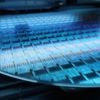 heise+ | Licht für neue Chips: Wie Photonen den Energiehunger von KI stillen sollen
