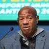 Athlétisme : à 61 ans, le recordman du monde de la longueur Mike Powell suspendu pour mesure de "sécurité" et privé d'accès aux Mondiaux de Tokyo