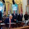Trumps ‘handelsdeal’ met de Britten toont vooral een terugtrekkende beweging