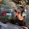 De kust van Gaza doemt op,
de achterklep van het vliegtuig gaat open:
‘We droppen alles in één keer’