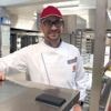 Mille repas par jour avec un budget de 2,25 € par plateau : il est chef de cuisine dans un lycée