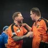 Van Veen en Noppert slopen Schotten op World Cup, afgang Littler en Humphries
