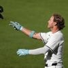 Taylor Walls hits sacrifice fly in 9th as Rays rally to beat Astros 3-2