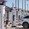 Listenpreise und Rabatte: Preisabstand bei Verbrennern und E-Autos wird immer kleiner