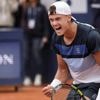 Tennis. Holger Rune se qualifie en finale à Barcelone et attend Fils ou Alcaraz