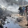 Live - Vooral Indiërs en Britten aan boord van neergestort vliegtuig in India: ‘Al zeker 30 doden’