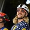 VIDÉO Tour de France. « Elle a dit oui » : la demande en mariage de Quinn Simmons aux Champs-Élysées
