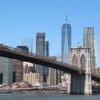 Notfälle: Schiff kollidiert mit Brooklyn Bridge in New York: Verletzte