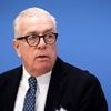Ineffizientes Gesundheitswesen: Ärztepräsident: Deutschland steuert auf Versorgungsnotstand zu