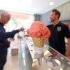 Geschenk zum zehnten Geburtstag: Die Eisfrau gibt es jetzt auch in der Potsdamer Innenstadt
