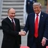 Sommet en Alaska : des Ukrainiens "dégoûtés" après les images de cordialité entre Donald Trump et Vladimir Poutine