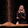 "C'est décevant par rapport aux attentes" : les Eurofans français "éblouis" par la performance de Louane, mais dépités par sa septième place