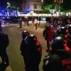 Walpurgisnacht und 1. Mai in Berlin: Palästina-Aktivisten bedrängen Journalisten und wollen Demo-Teilnehmer aufwiegeln – ohne Erfolg