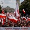 Polen massaal de straat op voor presidentskandidaten