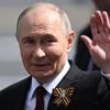 Militärparade zu 80 Jahren Kriegsende: Putin setzt Krieg gegen die Ukraine erneut mit Kampf gegen Hitler gleich
