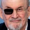 25 jaar cel voor man die instak op schrijver Salman Rushdie en hem aan één oog blind maakte