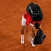 “Dit was mogelijk m’n laatste match hier”: nam Djokovic, die sneuvelt in halve finale, met dit gebaar definitief afscheid van Parijse gravel?