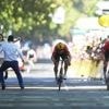 Tour de France: Schrecksekunde bei der Tour: Flitzer stört Etappen-Finale