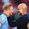 Guardiola maakt zich op voor afscheid De Bruyne: 'Na Messi is hij beste passer'