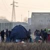 Dode en gewonden waaronder kind van 2 door schietpartij in migrantenkamp bij Calais