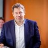 "Wir brauchen keine Kehrtwende": SPD-Chef Klingbeil distanziert sich von Russland-"Manifest"