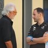 Onrust bij F1-team Alpine: teambaas Oakes stapt op, Briatore tijdelijke vervanger