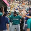 Mariners' Cal Raleigh breaks AL record with 38 homers before the All-Star break
