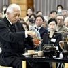 Au Japon, un célèbre maître de la cérémonie du thé est mort à 102 ans