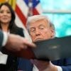 Umfrage unter großen Firmen: Deutsche Unternehmen trotzen bisher Trumps Anti-Woke-Erlass