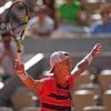 French Open: Swiatek and Sabalenka reach fourth round without dropping a set