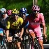 Live Giro | Visma-kopman Yates virtueel in roze: bekijk hier de koerssituatie