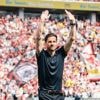 Frimpong scoort voor Bayer Leverkusen in laatste thuiswedstrijd van Xabi Alonso