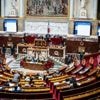 La gauche plutôt pour, la droite plutôt contre... Quelle est la position des groupes politiques avant le vote sur l'aide à mourir à l'Assemblée ?