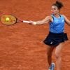 VIDEO. Roland-Garros 2025 : Jasmine Paolini, finaliste sortante, se fait très peur mais se qualifie pour le deuxième tour