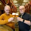 De warme vriendschap van ex-Colruytbaas Jef (66) en brouwer Frank (70): “Ons nieuwe biertje doet ons terugdenken aan onze jeugd”