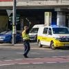 Feuerwehr muss beatmete Patienten verlegen: Brandanschlag auf Strommasten trifft Zehntausende im Berliner Südosten