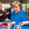 "Es gibt keinerlei Bitterkeit": Angela Merkel vermisst ihr früheres Leben nicht