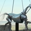 Zeus, le cheval mécanique de Paris-2024, fait escale au Mont-Saint-Michel