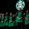 Meer dan 2.000 Amerikaanse werknemers van Starbucks staken uit onvrede met nieuwe dresscode
