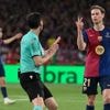 Frenkie de Jong in basis Barcelona in kampioenswedstrijd tegen stadgenoot