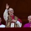 INTERVIEW. Gestuelle, tics, posture... La première apparition du pape Léon XIV décortiquée par une analyste comportementale