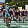 Tour de France. Pizzas, Mario Cipollini et cuisses XXL : Jonathan Milan, brute à Laval
