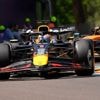 Klagende Max Verstappen komt niet verder dan zevende tijd in eerste training, McLarens het snelst in Imola