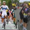 Lorena Wiebes oppermachtig in eerste sprintkans, Tour-favoriete Demi Vollering gaat tegen de grond
