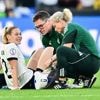Verletzt nach Elfmeterschießen: DFB-Abwehrspielerin Linder fällt für das Halbfinale gegen Spanien aus