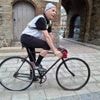 Tour de France 2025. À Vire, un drôle de vélo de plus de 100 ans rend hommage à un ancien coureur