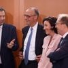 Kein „Frusttrinken“: Merz lädt sein Kabinett zum Bier aus dem Sauerland ein