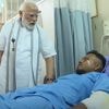 Een van de twee zwarte dozen gevonden na vliegtuigcrash India - Premier Modi bezoekt enige overlevende